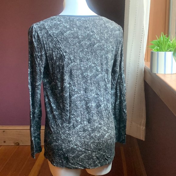 ELLEN TRACY Black Gray Abstract Print Knit Top S - Picture 2 of 4